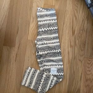 Old navy 8 never worn girls leggings 8